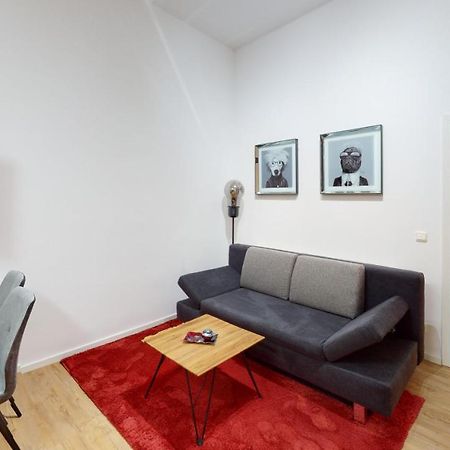 Sweethome - Luxus Pur - Grosse Kueche, Wifi Magdeburg Exterior foto