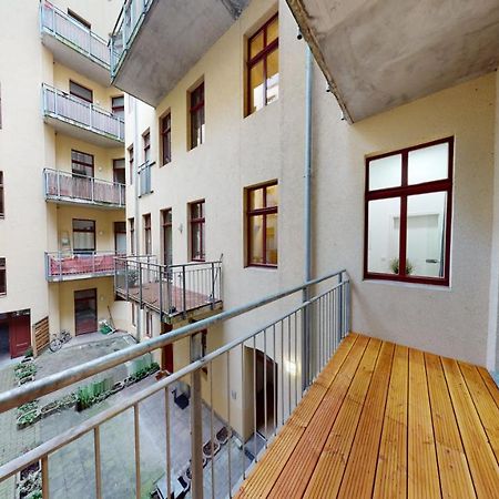 Sweethome - Luxus Pur - Grosse Kueche, Wifi Magdeburg Exterior foto