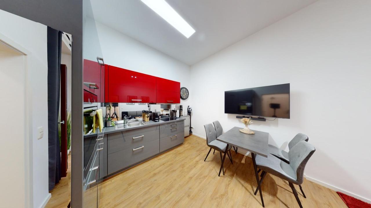 Sweethome - Luxus Pur - Grosse Kueche, Wifi Magdeburg Exterior foto